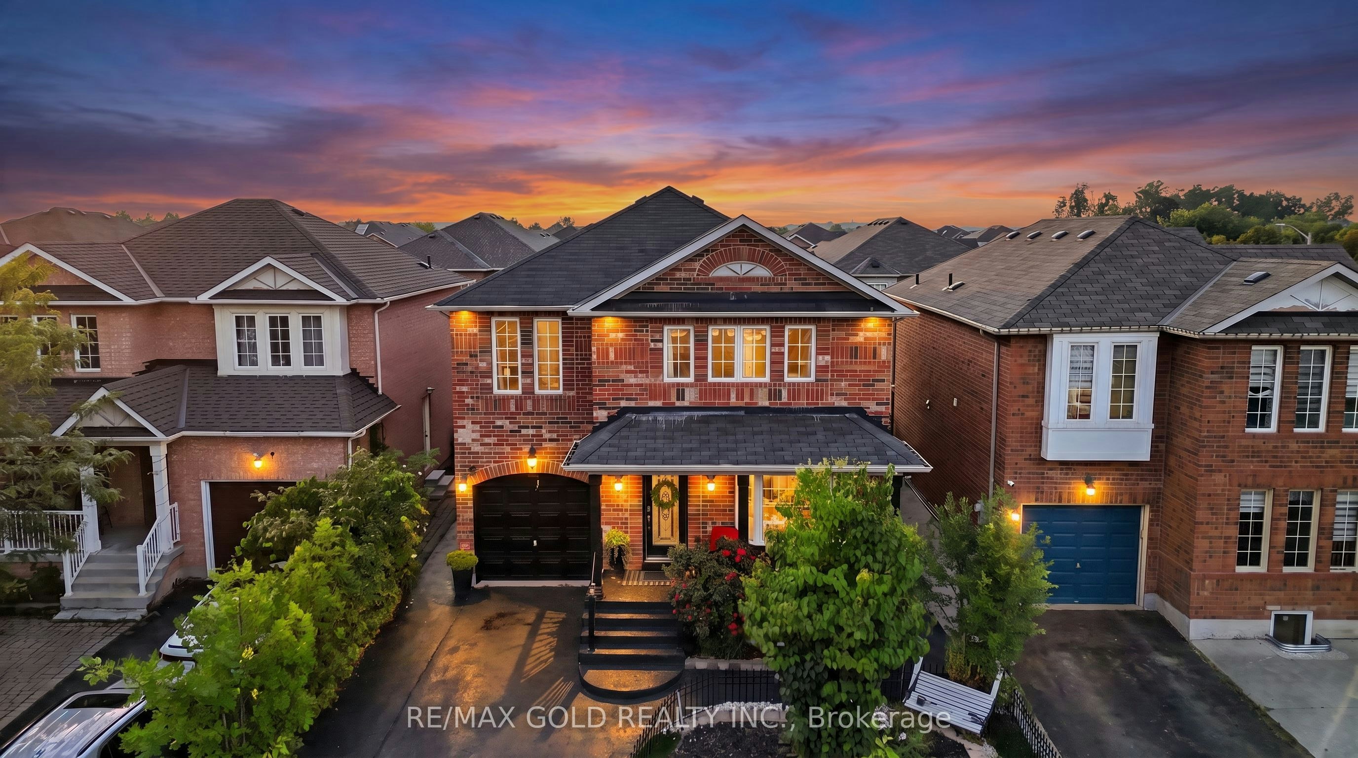 30 Schooner Drive, Brampton, ON, L7A 3H3
