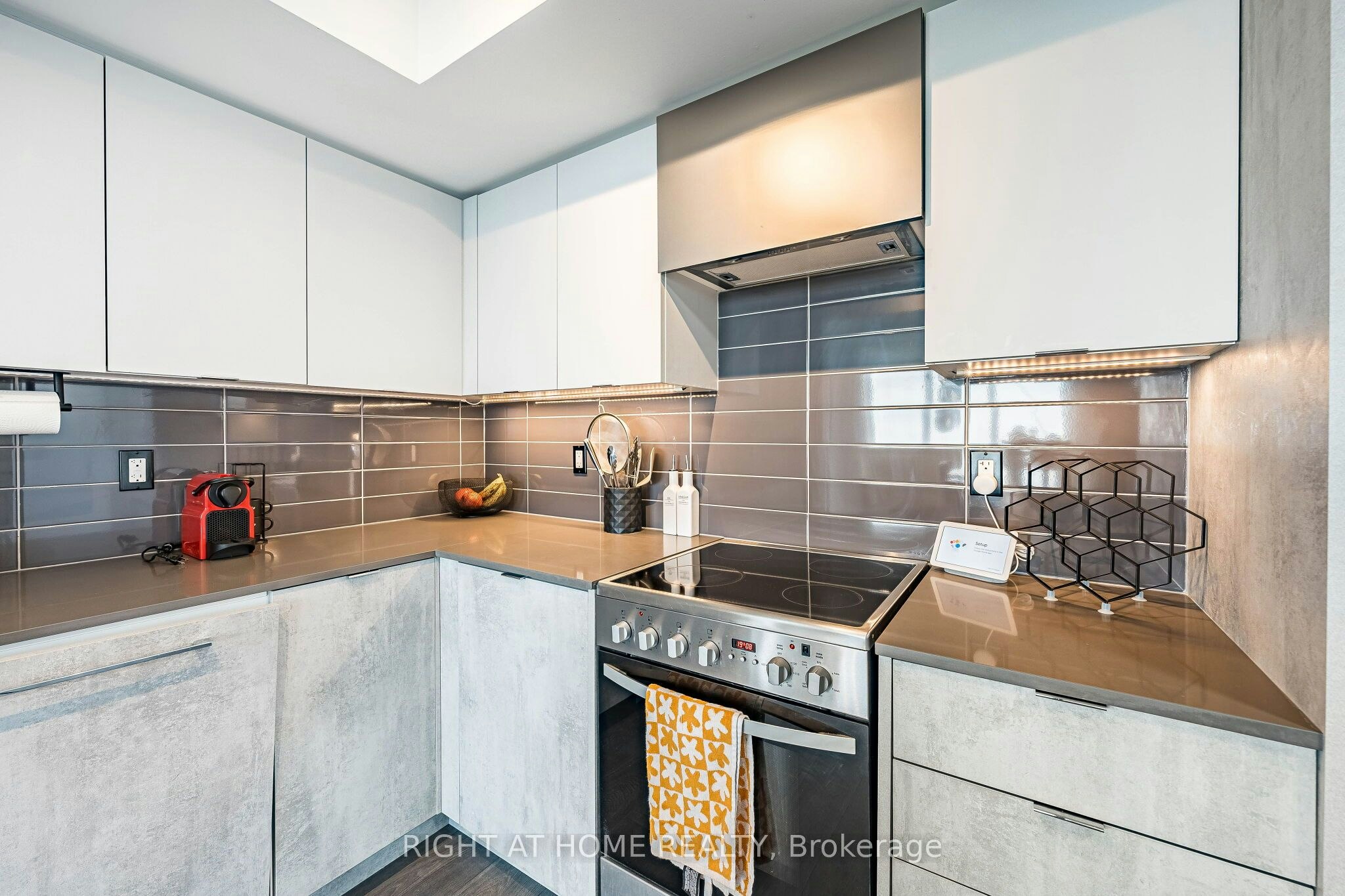 1309-30 Gibbs Road, Toronto, ON, M9B 0E4 - 5
