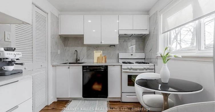 Main-46 Locustwood Court, Brampton, ON, L6V 3C1 - 4