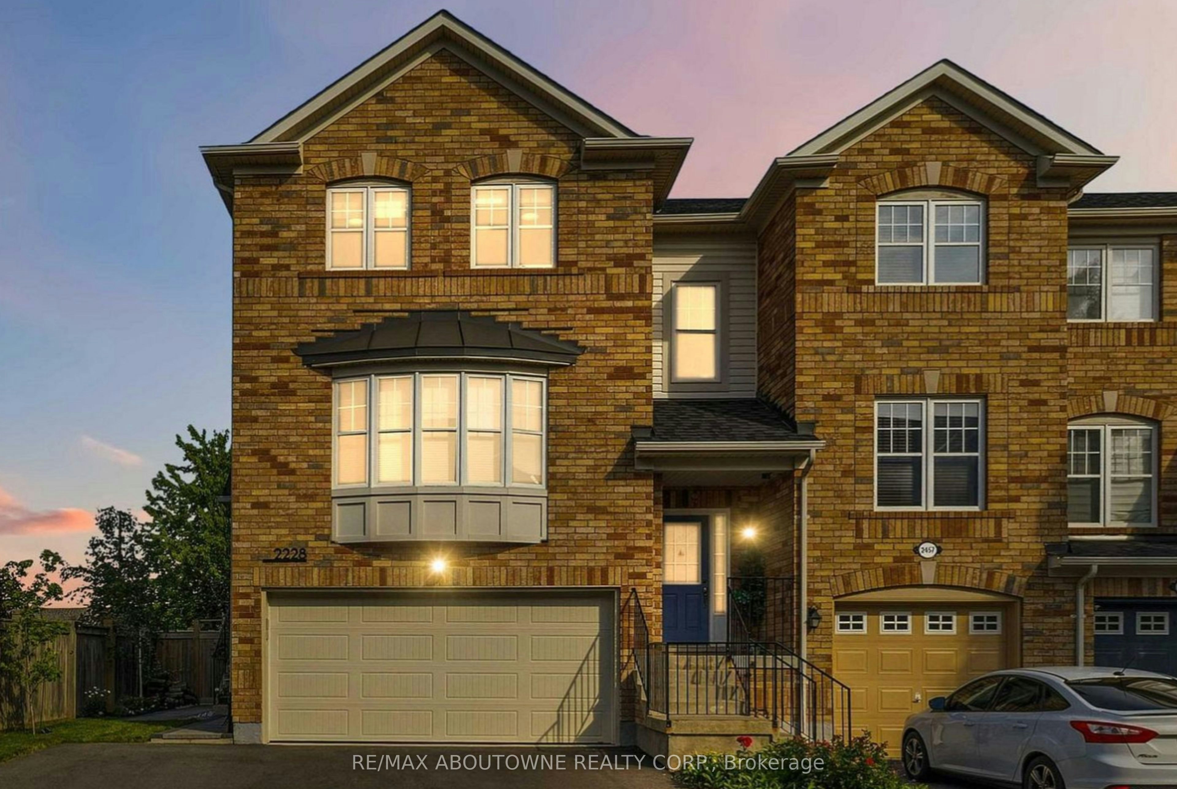 2228 Jillian Lane, Oakville, ON, L6M 0G7