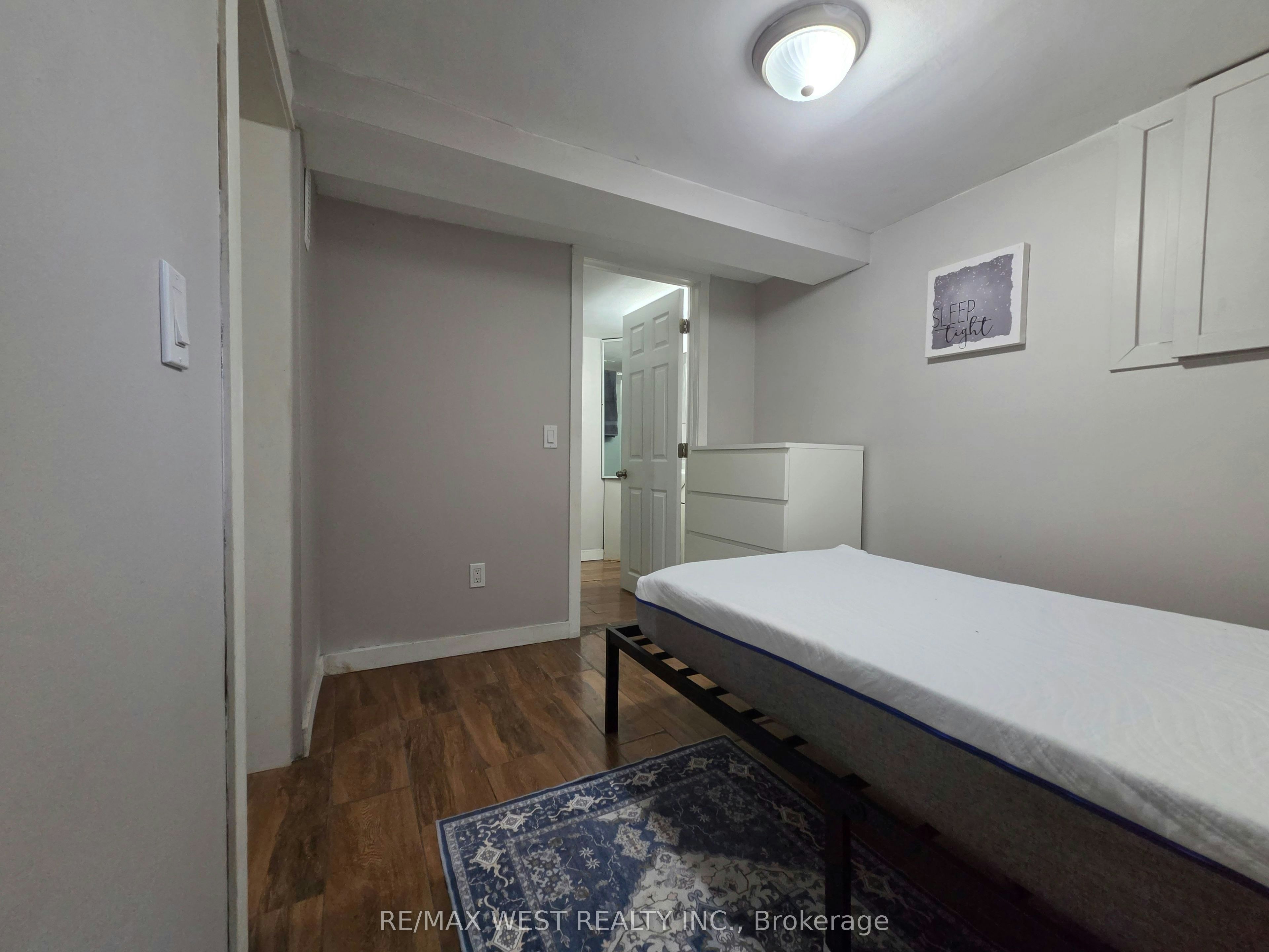 Basement-44 Beechwood Avenue, Toronto, ON, M2L 1J3 - 6