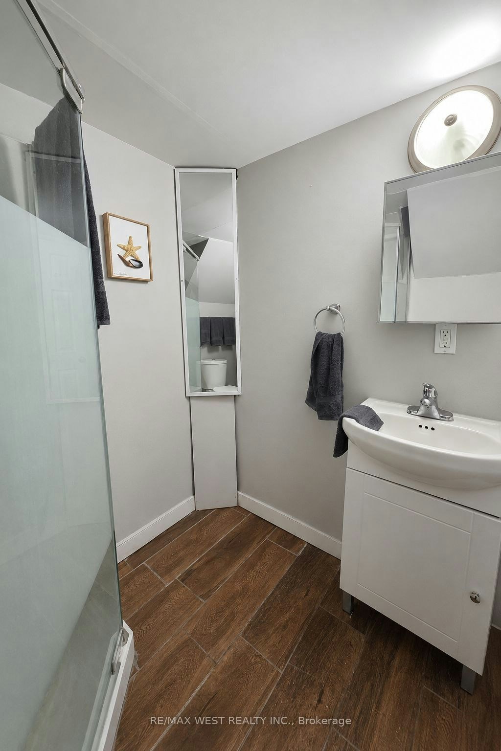 Basement-44 Beechwood Avenue, Toronto, ON, M2L 1J3 - 8