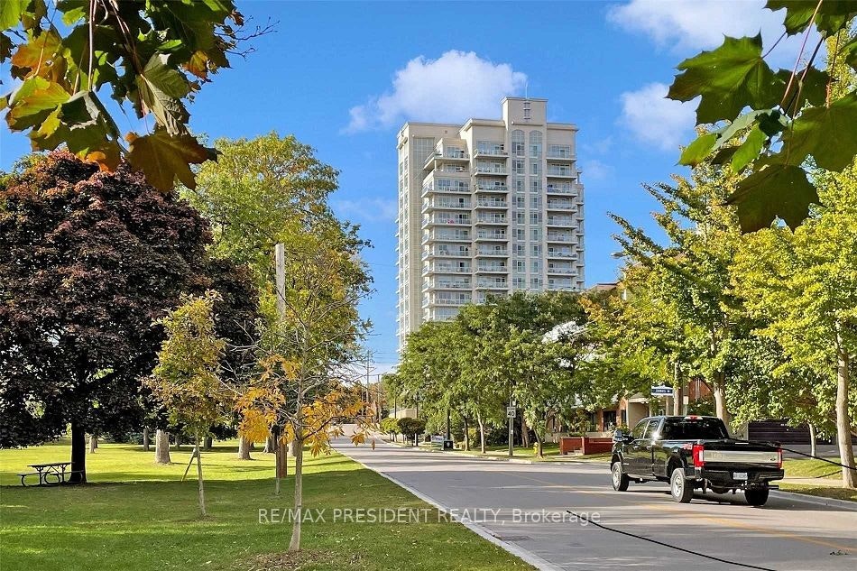 1101-3865 Lake Shore Boulevard W, Toronto, ON, M8W 1R4 - 38