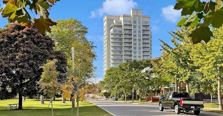 1101-3865 Lake Shore Boulevard W, Toronto, ON, M8W 1R4 - 38