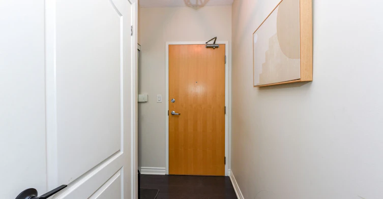 1101-3865 Lake Shore Boulevard W, Toronto, ON, M8W 1R4 - 8