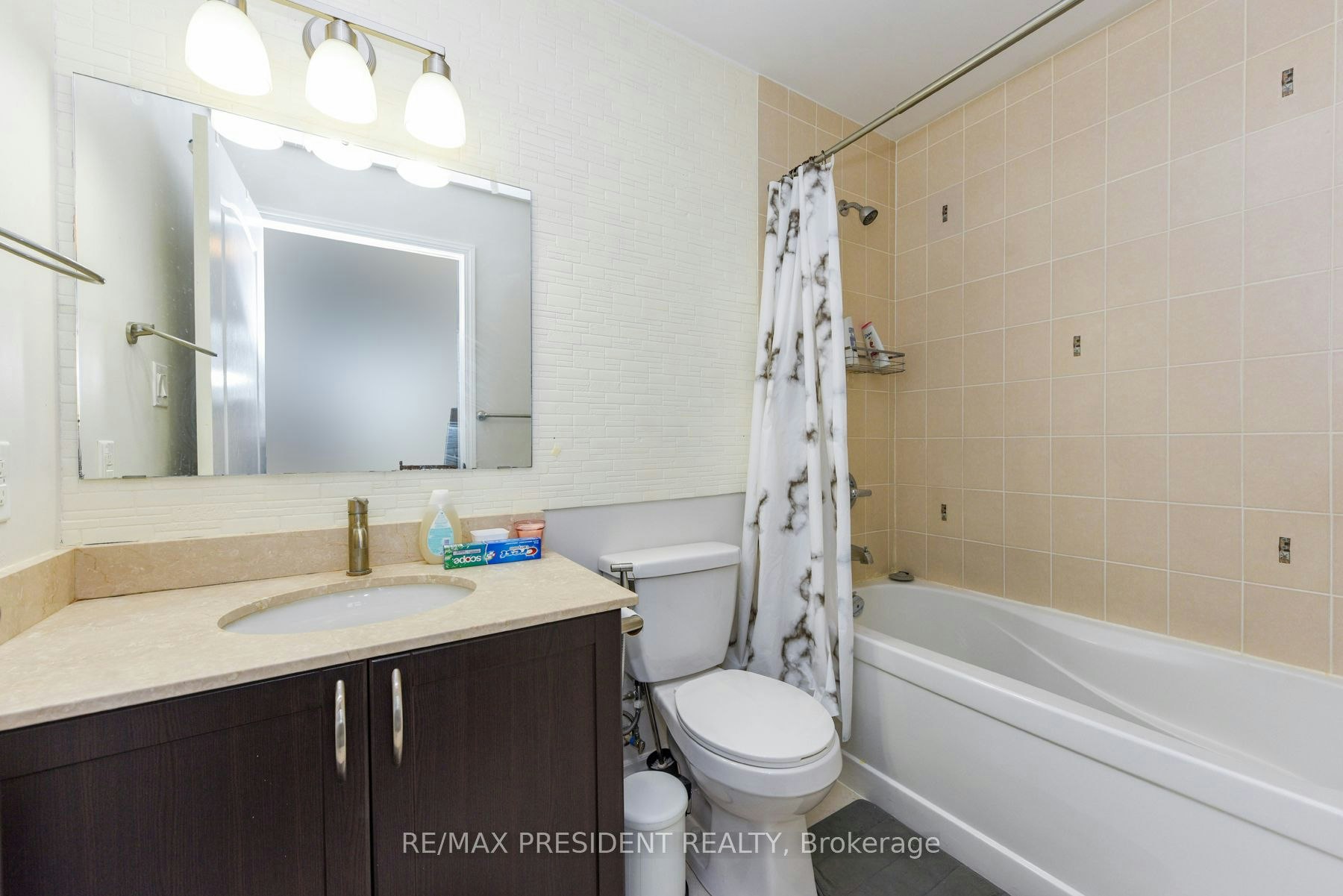 1101-3865 Lake Shore Boulevard W, Toronto, ON, M8W 1R4 - 23