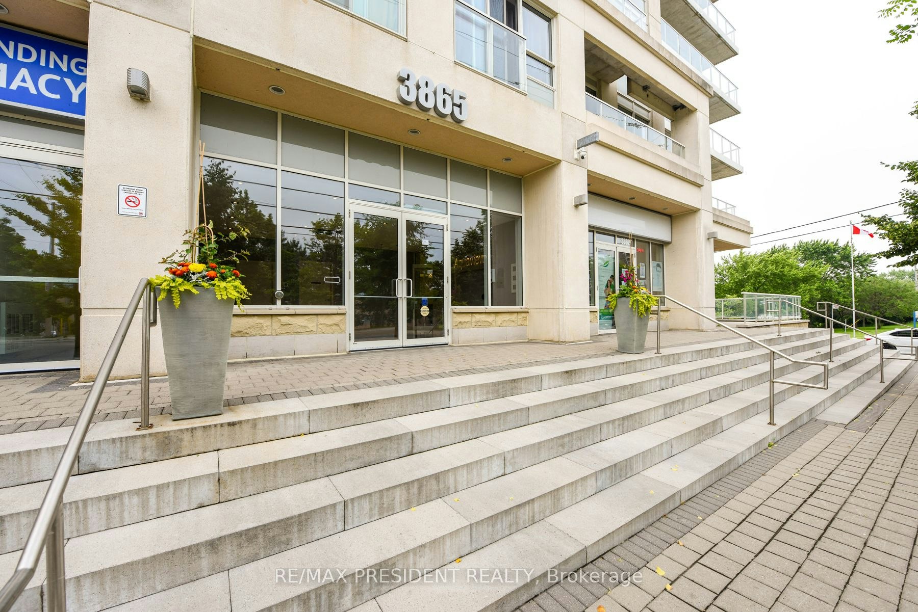 1101-3865 Lake Shore Boulevard W, Toronto, ON, M8W 1R4 - 4