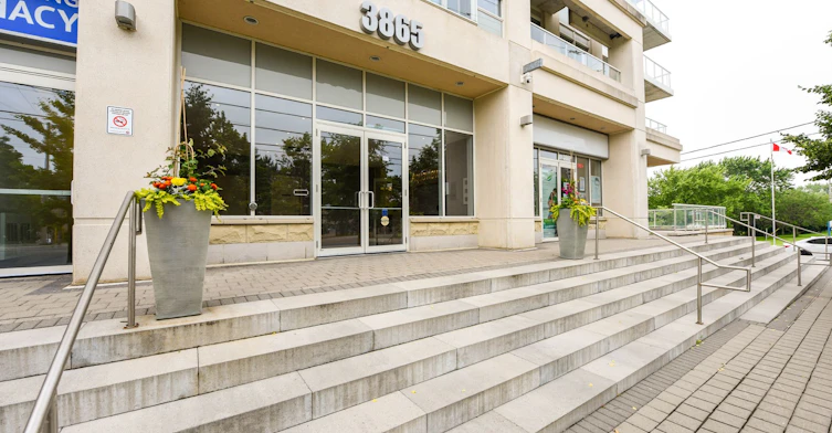 1101-3865 Lake Shore Boulevard W, Toronto, ON, M8W 1R4 - 4