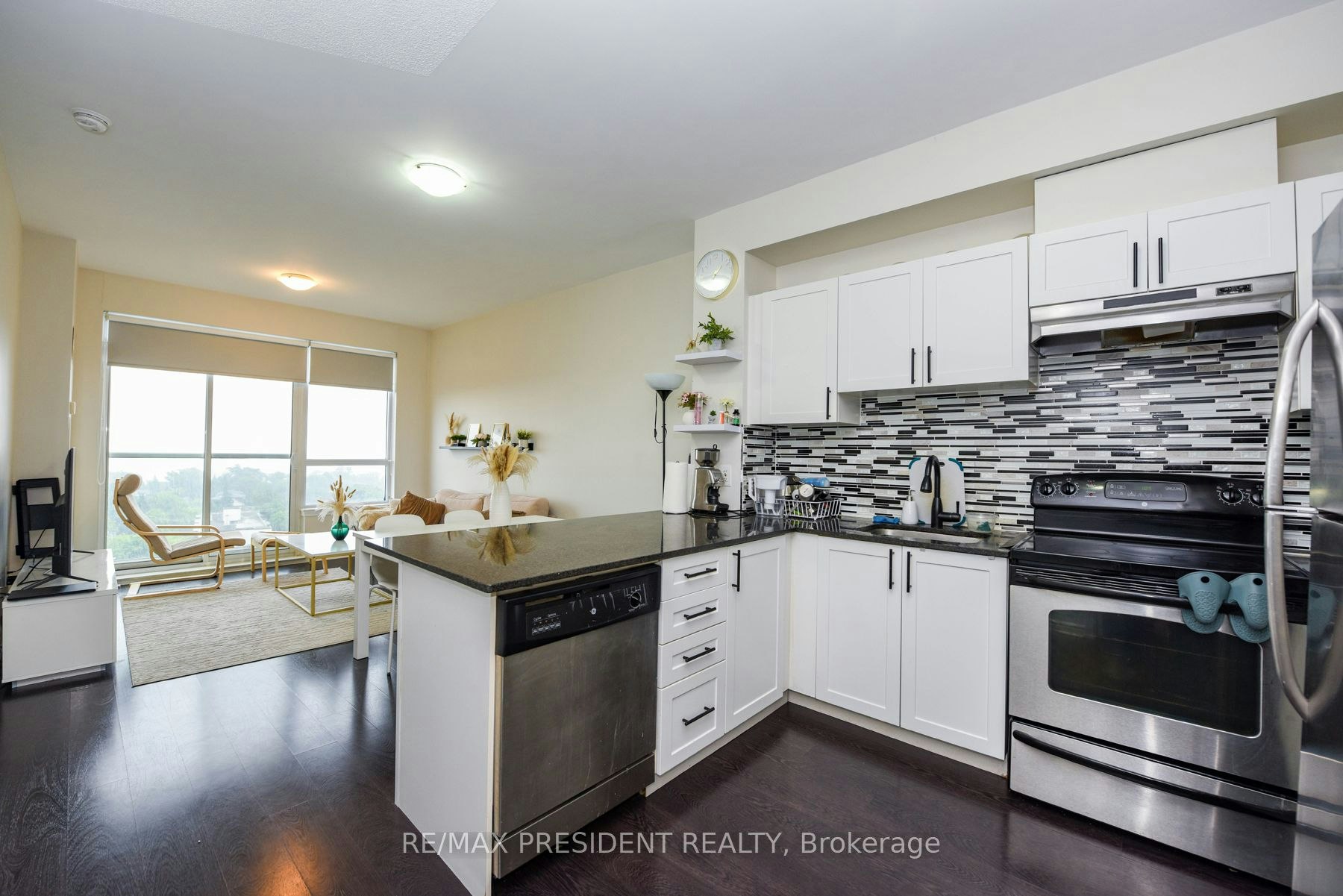 1101-3865 Lake Shore Boulevard W, Toronto, ON, M8W 1R4 - 12