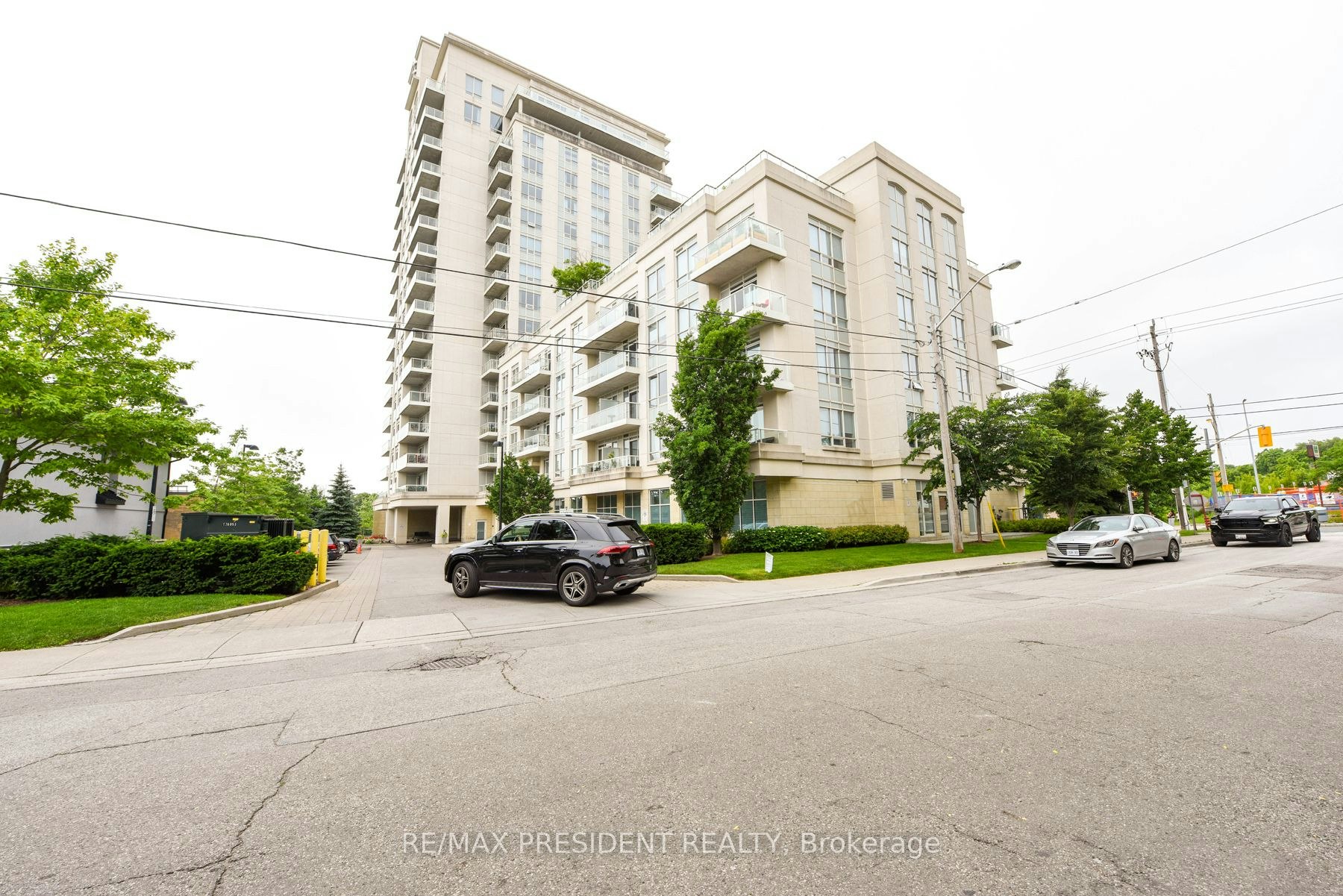 1101-3865 Lake Shore Boulevard W, Toronto, ON, M8W 1R4 - 3