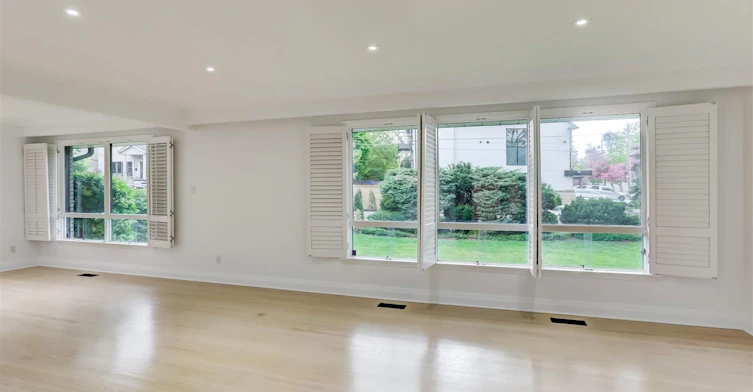 15 Government Road, Toronto, ON, M8X 1V7 - 12