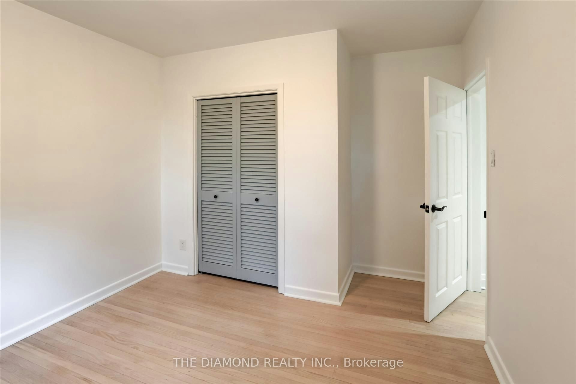 15 Government Road, Toronto, ON, M8X 1V7 - 22