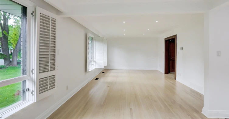 15 Government Road, Toronto, ON, M8X 1V7 - 14