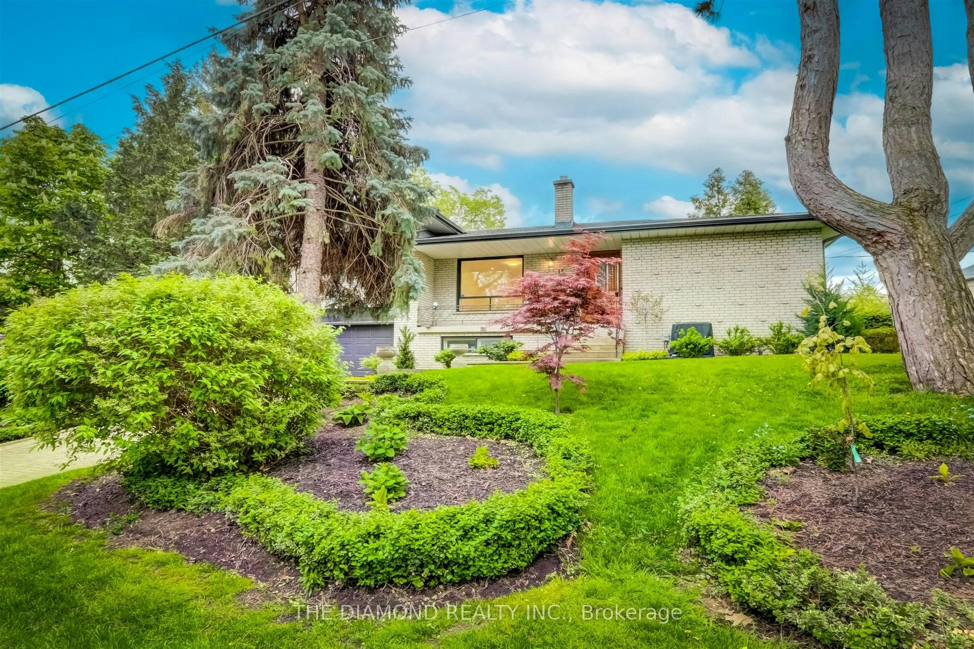15 Government Road, Toronto, ON, M8X 1V7 - 2