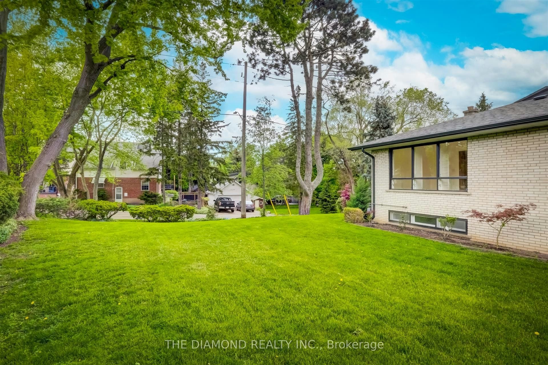 15 Government Road, Toronto, ON, M8X 1V7 - 7
