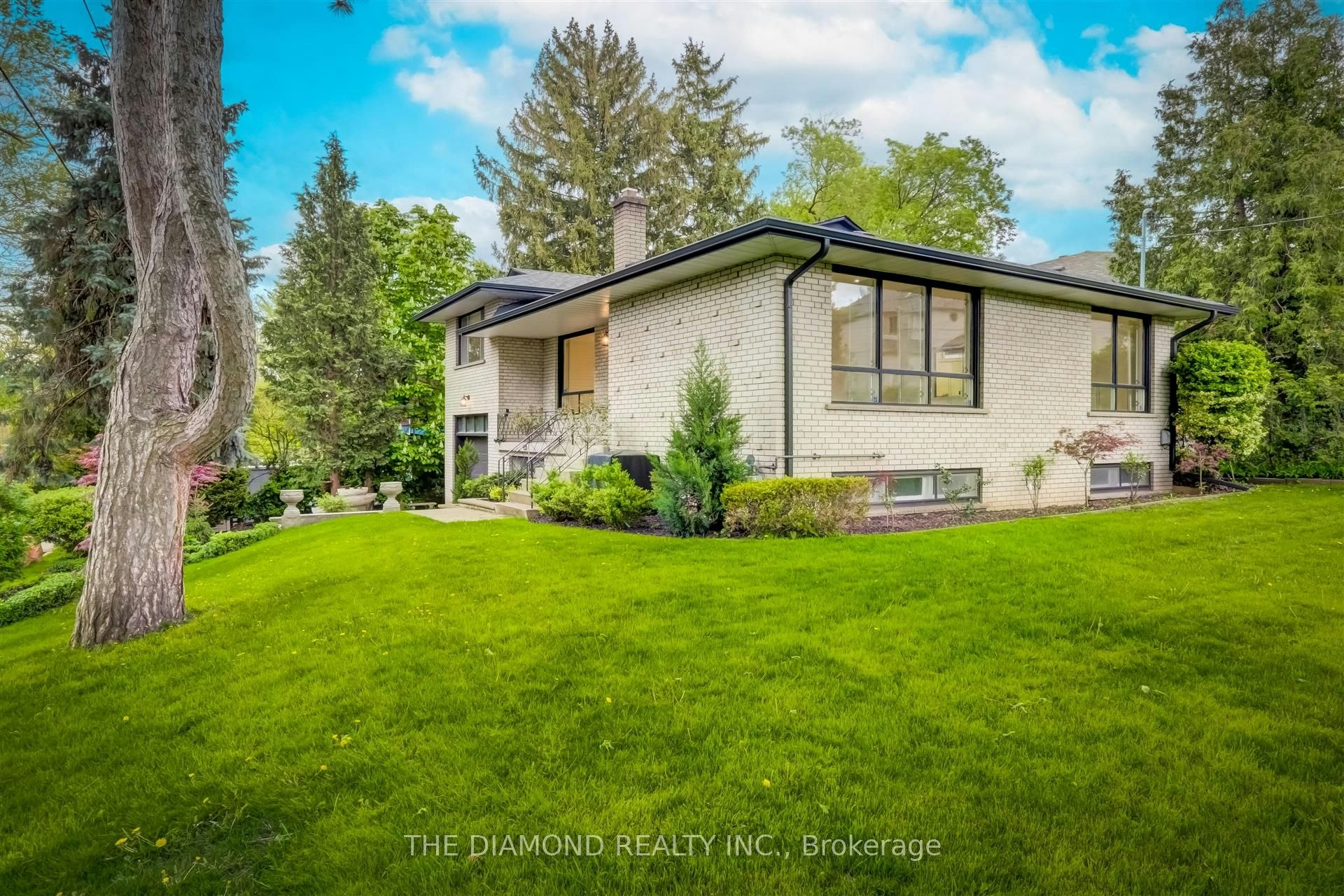 15 Government Road, Toronto, ON, M8X 1V7 - 4