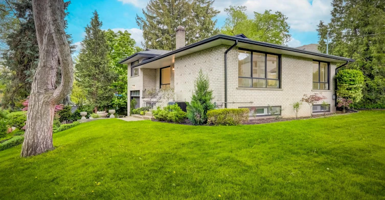 15 Government Road, Toronto, ON, M8X 1V7 - 4