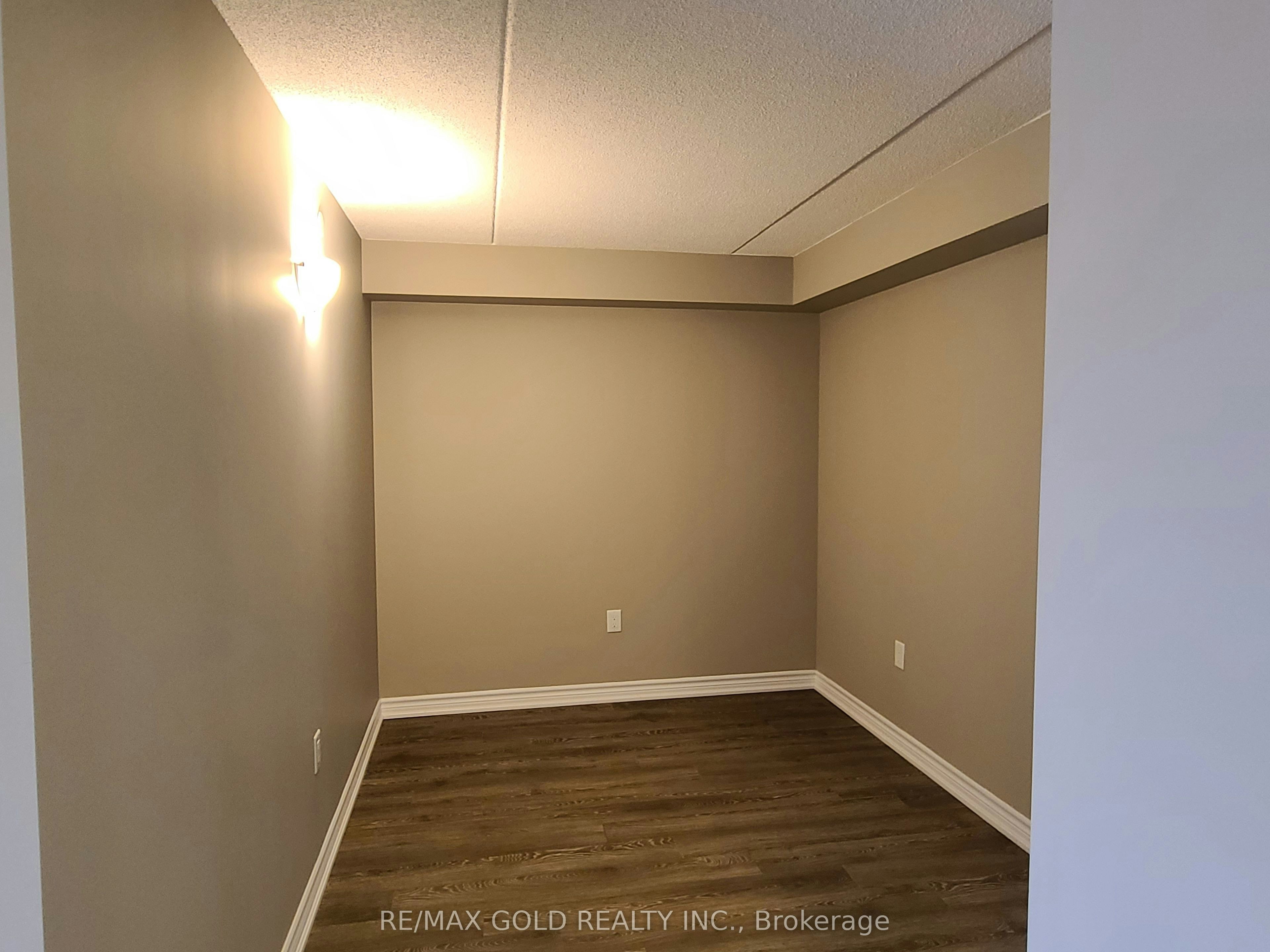 309-716 Main Street E, Milton, ON, L9T 9L9 - 3