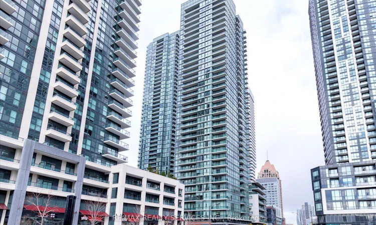 2206-4065 Brickstone Mews