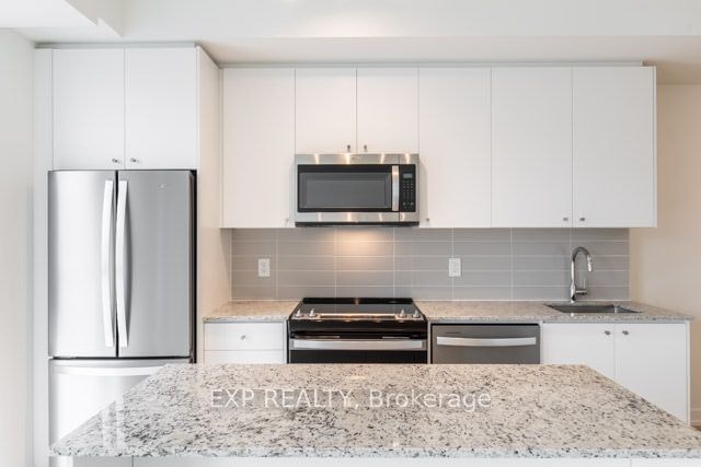 305-335 Wheat Boom Drive, Oakville, ON, L6H 7Y1 - 12