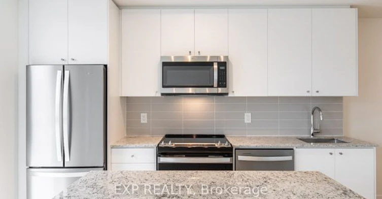 305-335 Wheat Boom Drive, Oakville, ON, L6H 7Y1 - 12