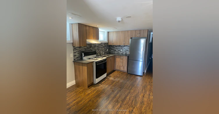 3083 Rymal Road, Mississauga, ON, L4Y 3B4