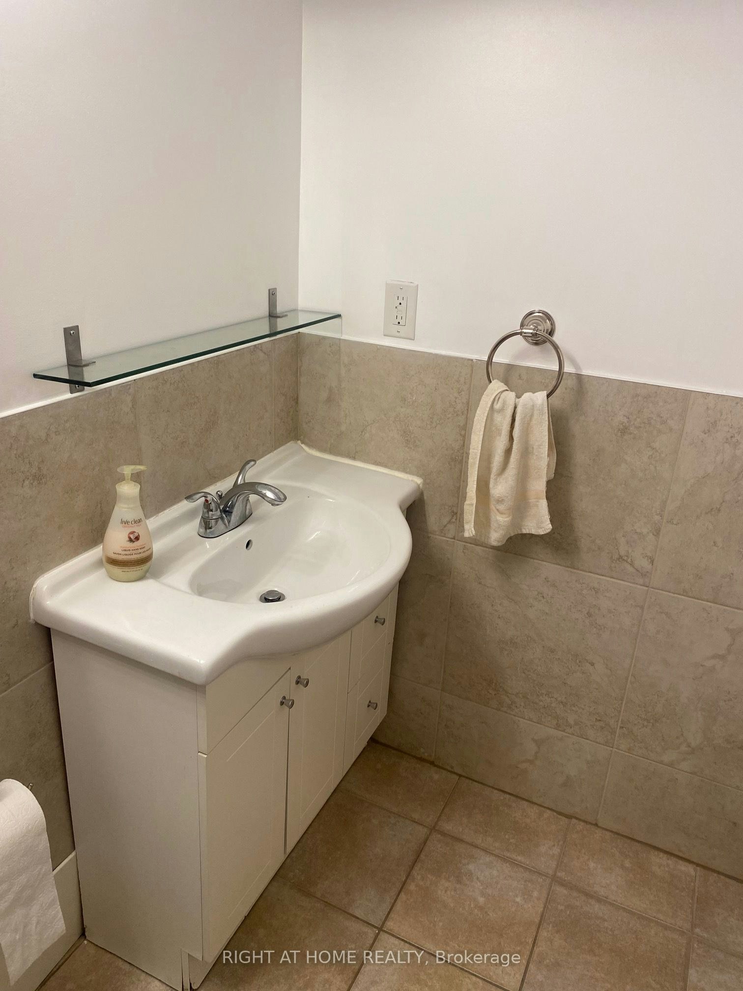 3083 Rymal Road, Mississauga, ON, L4Y 3B4 - 15