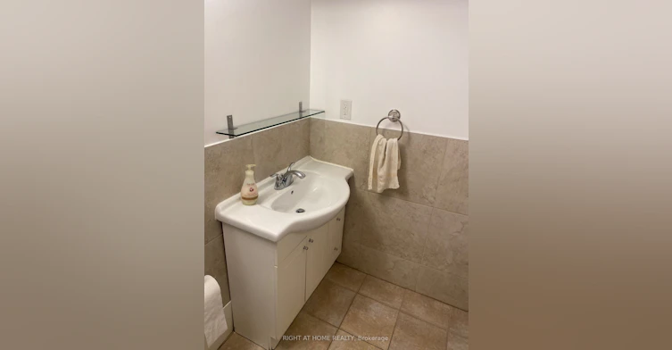 3083 Rymal Road, Mississauga, ON, L4Y 3B4 - 15