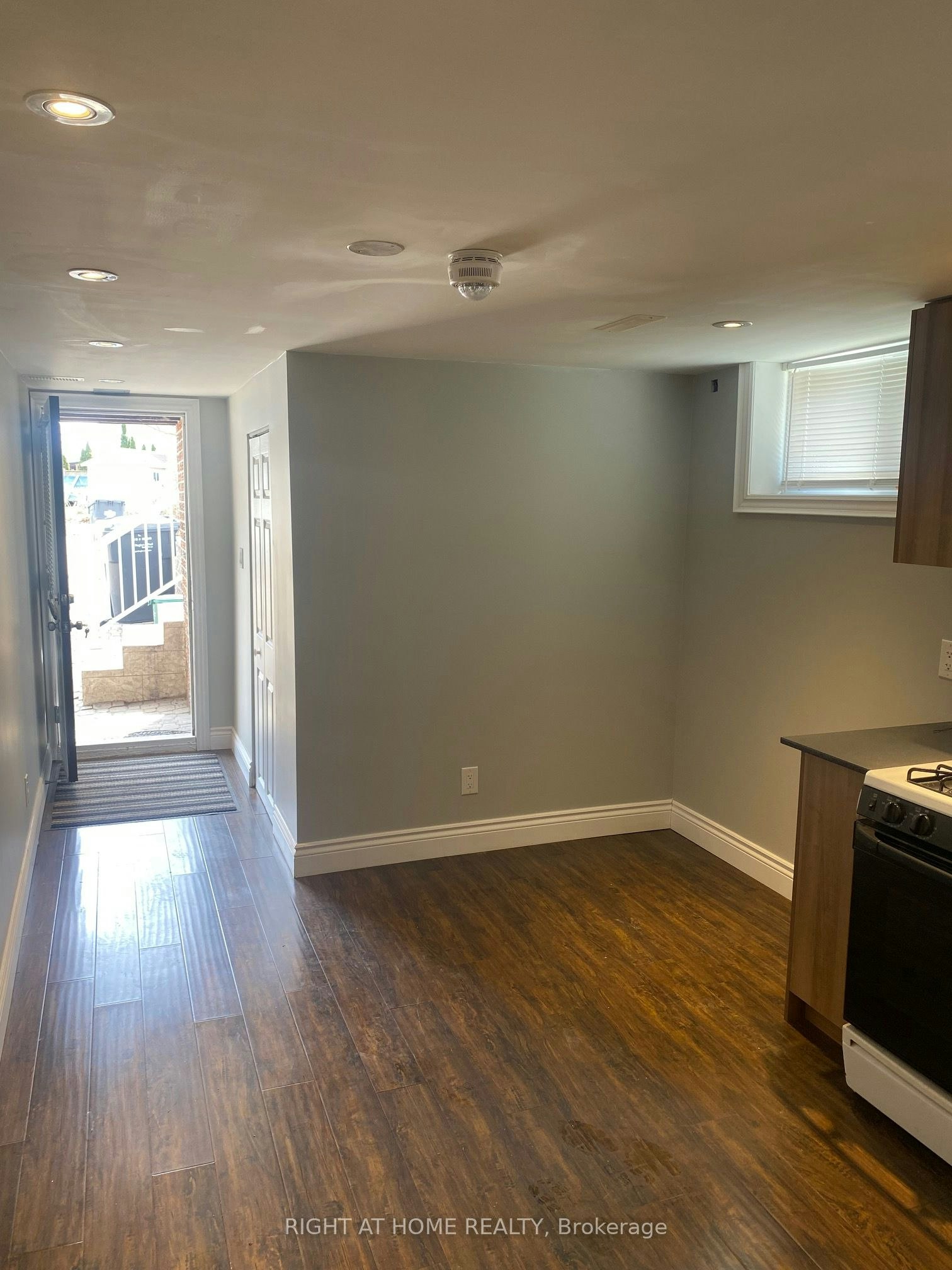 3083 Rymal Road, Mississauga, ON, L4Y 3B4 - 5