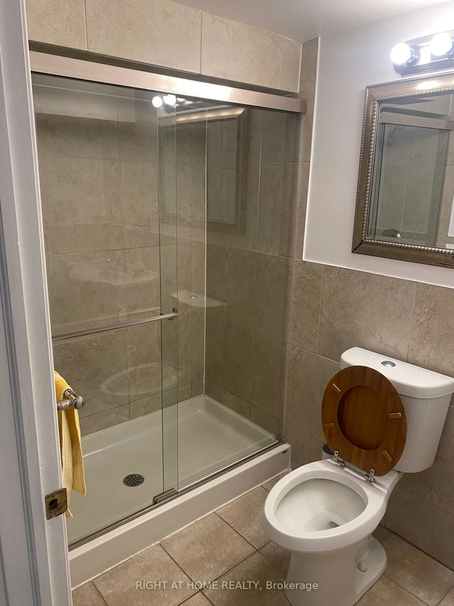 3083 Rymal Road, Mississauga, ON, L4Y 3B4 - 13