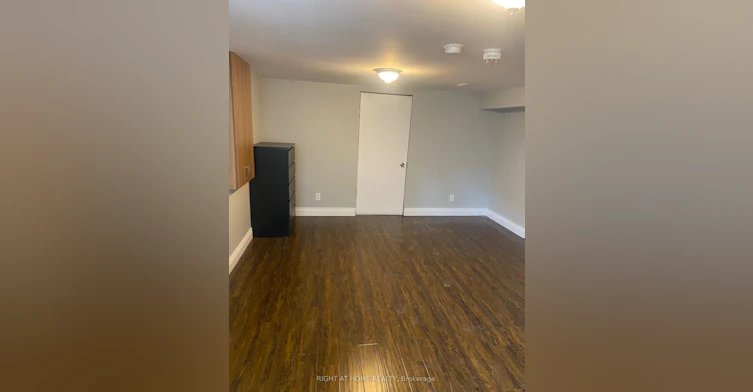 3083 Rymal Road, Mississauga, ON, L4Y 3B4 - 12