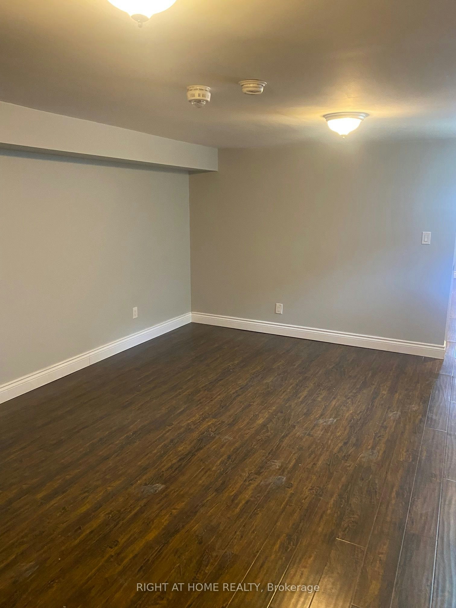 3083 Rymal Road, Mississauga, ON, L4Y 3B4 - 11