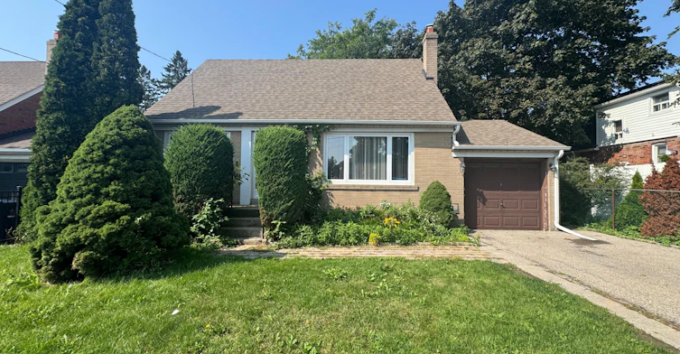 656 Browns Line, Toronto, ON, M8W 3V6