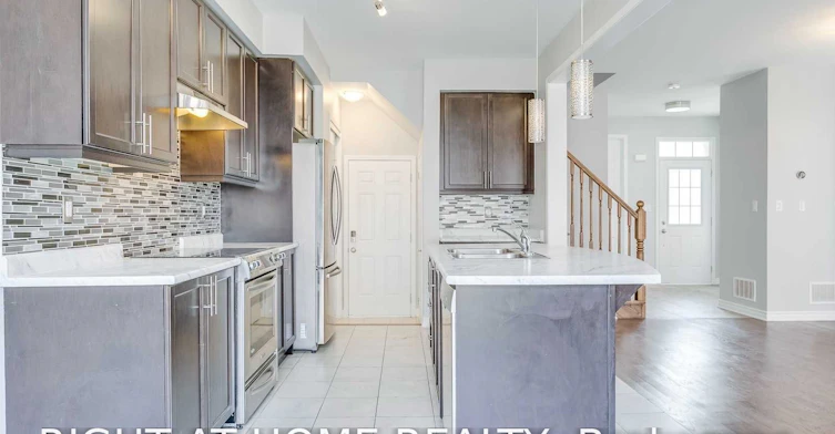 Upper-455 Clarkson Gate, Milton, ON, L9E 0B7 - 14