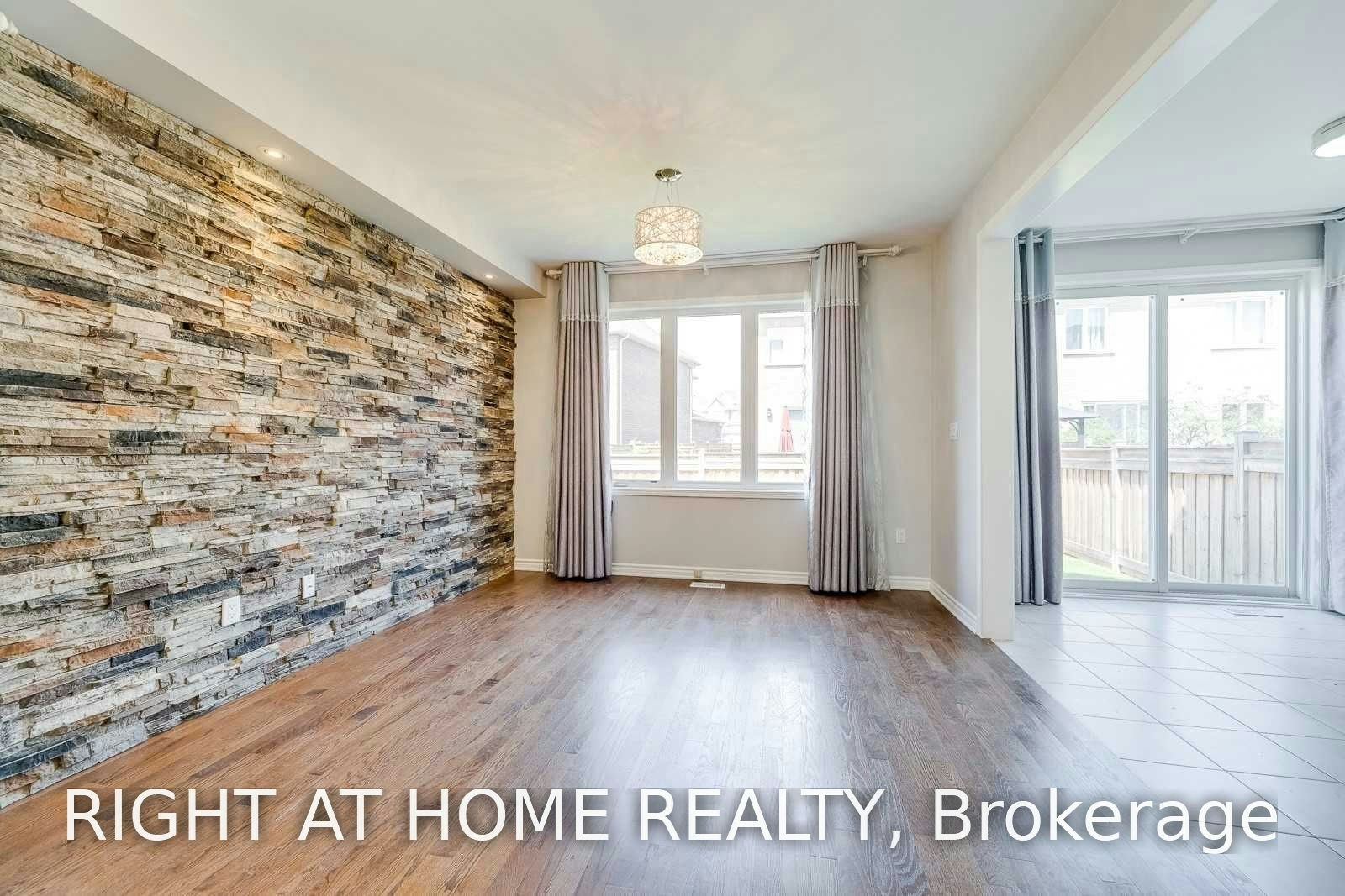 Upper-455 Clarkson Gate, Milton, ON, L9E 0B7 - 9
