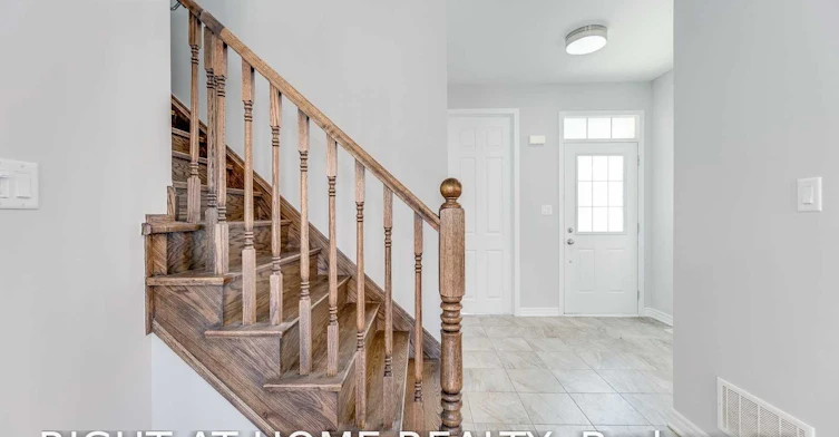 Upper-455 Clarkson Gate, Milton, ON, L9E 0B7 - 4