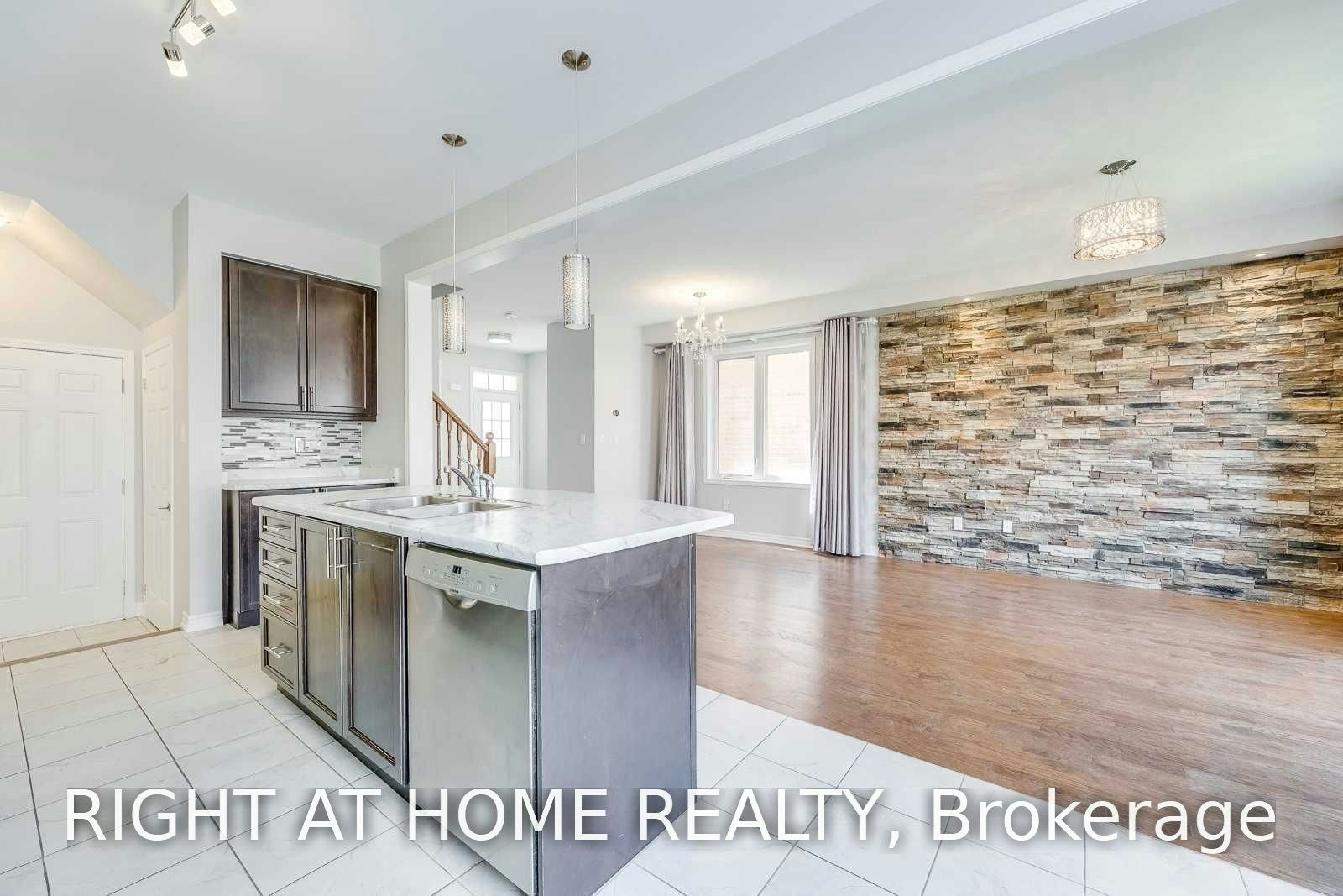 Upper-455 Clarkson Gate, Milton, ON, L9E 0B7 - 16
