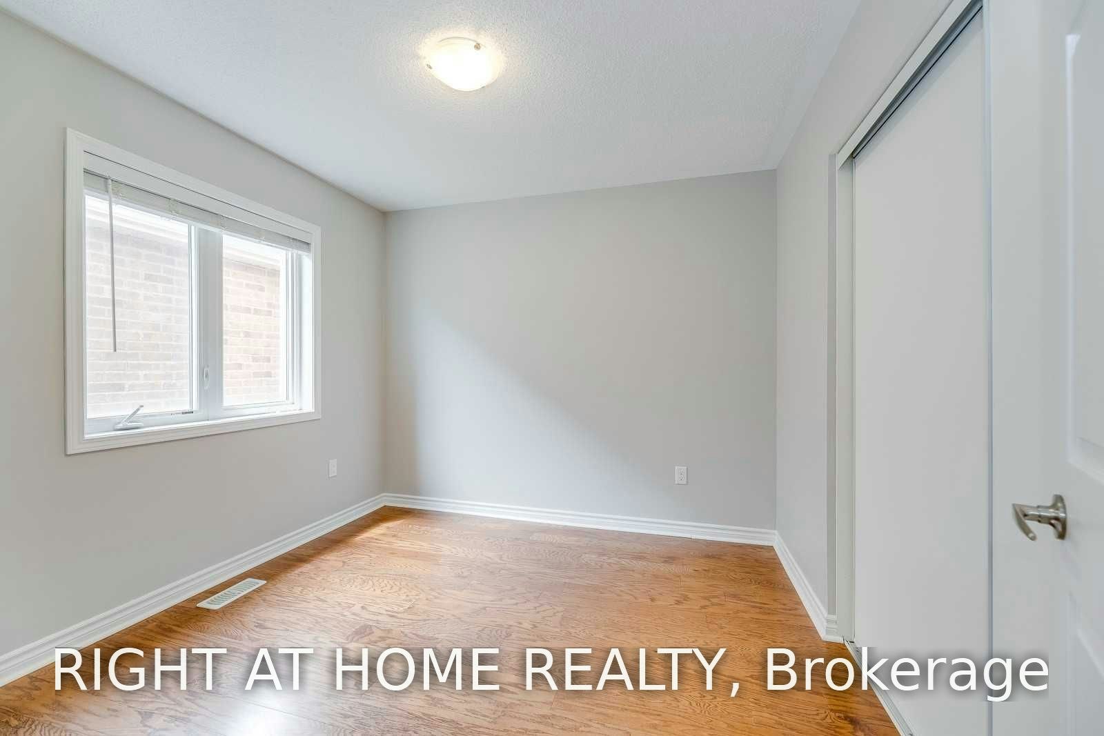 Upper-455 Clarkson Gate, Milton, ON, L9E 0B7 - 31