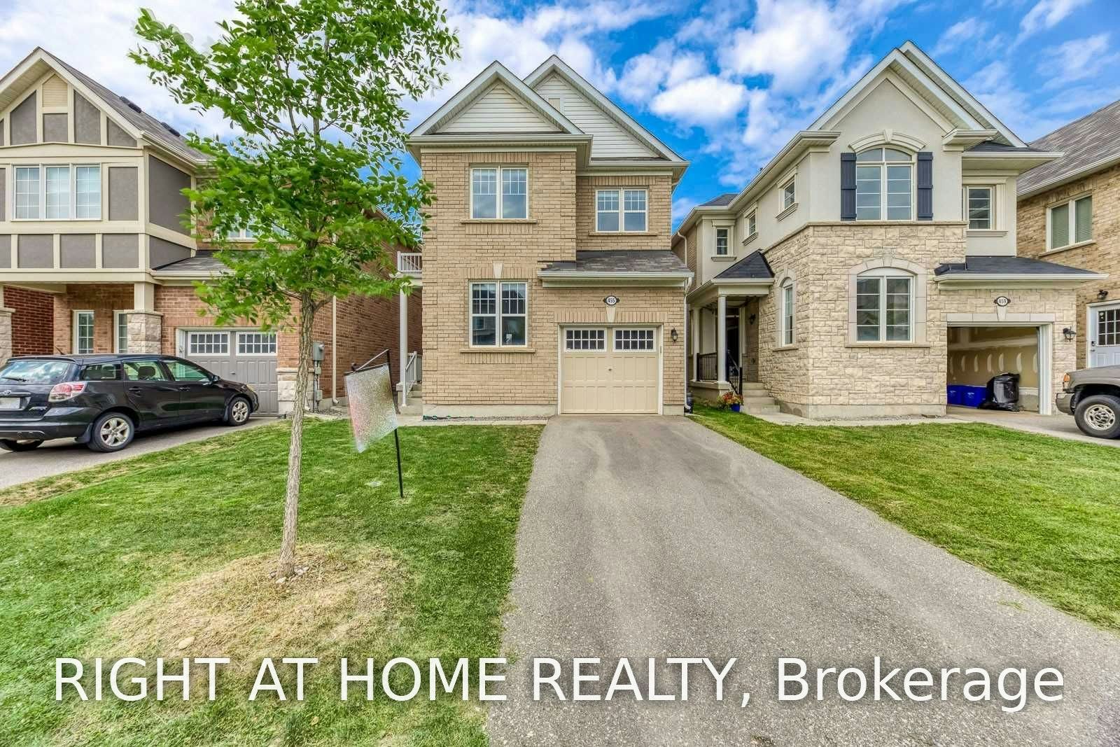 Upper-455 Clarkson Gate, Milton, ON, L9E 0B7