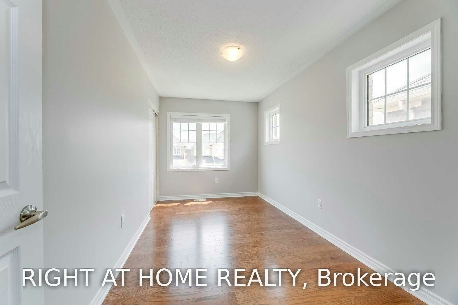 Upper-455 Clarkson Gate, Milton, ON, L9E 0B7 - 29