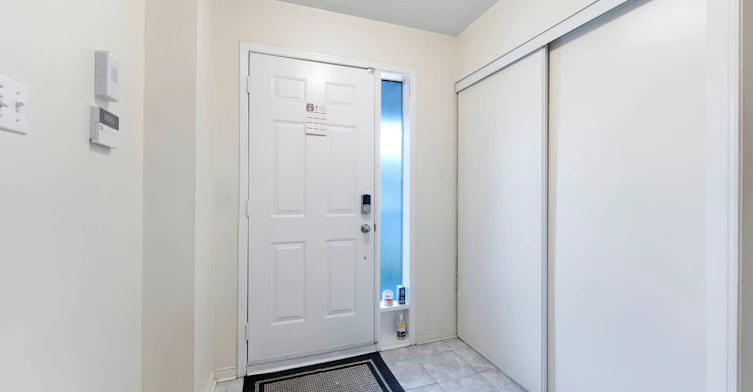 26 Mattari Court, Toronto, ON, M9W 7C6 - 4