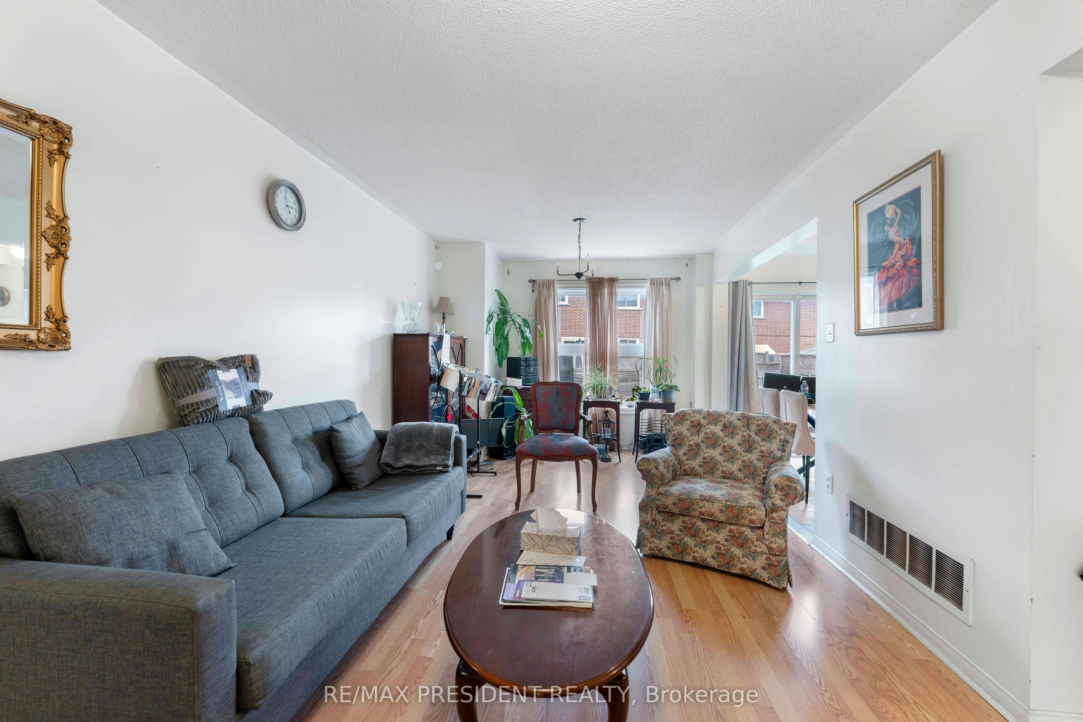 26 Mattari Court, Toronto, ON, M9W 7C6 - 6