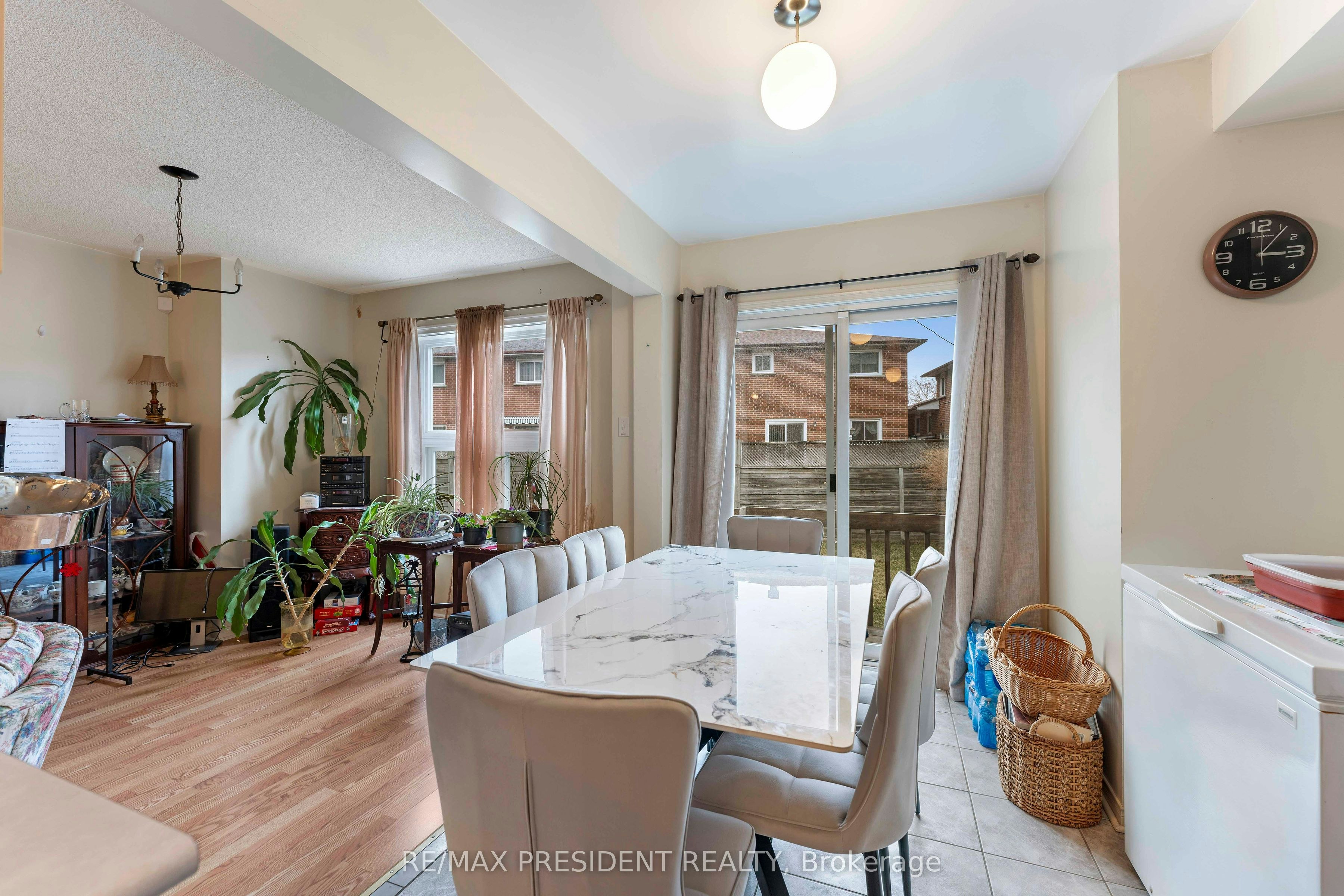 26 Mattari Court, Toronto, ON, M9W 7C6 - 11