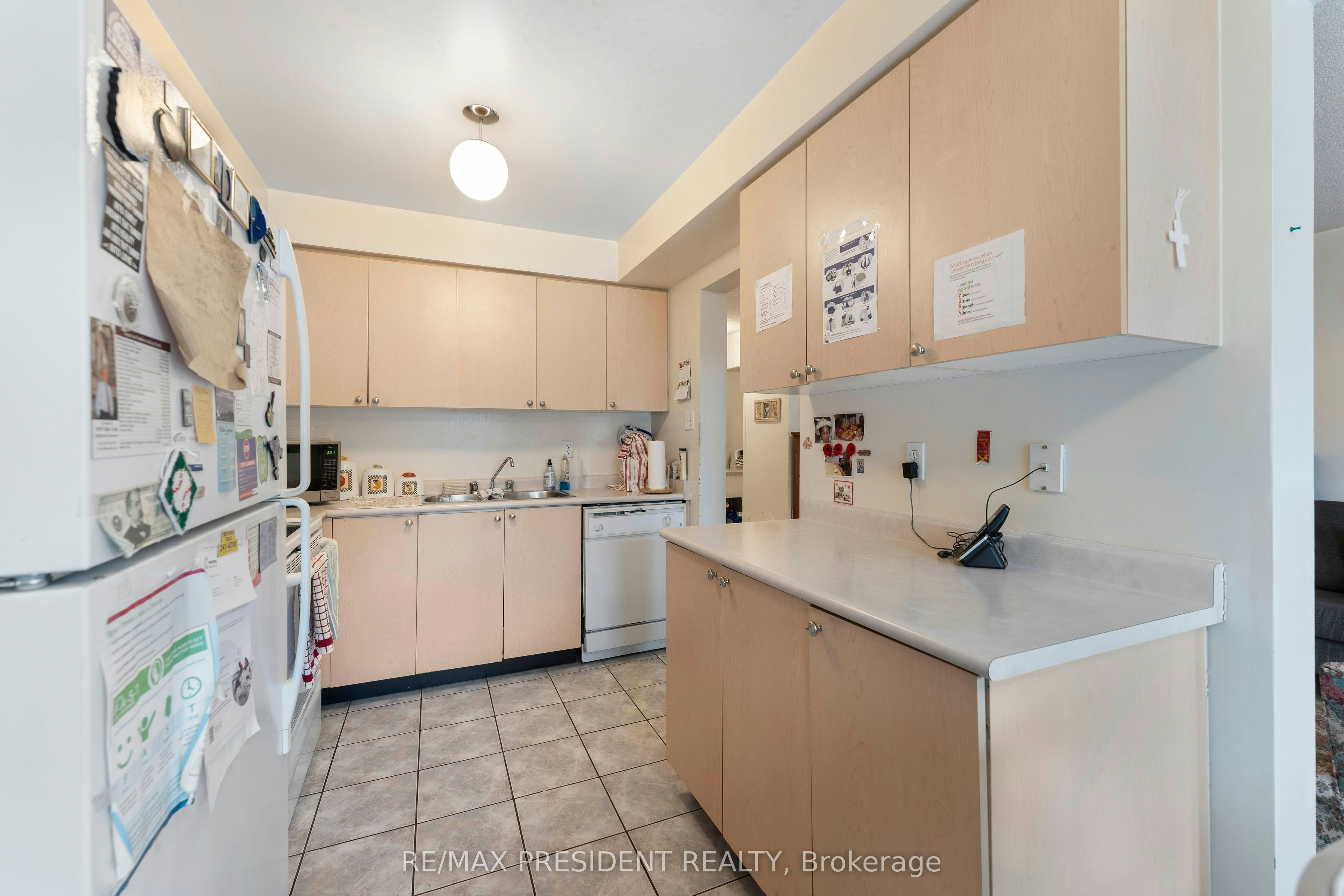 26 Mattari Court, Toronto, ON, M9W 7C6 - 10