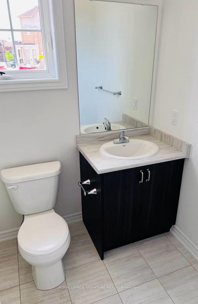 16 Hashmi Place, Brampton, ON, L6Y 6K1 - 18