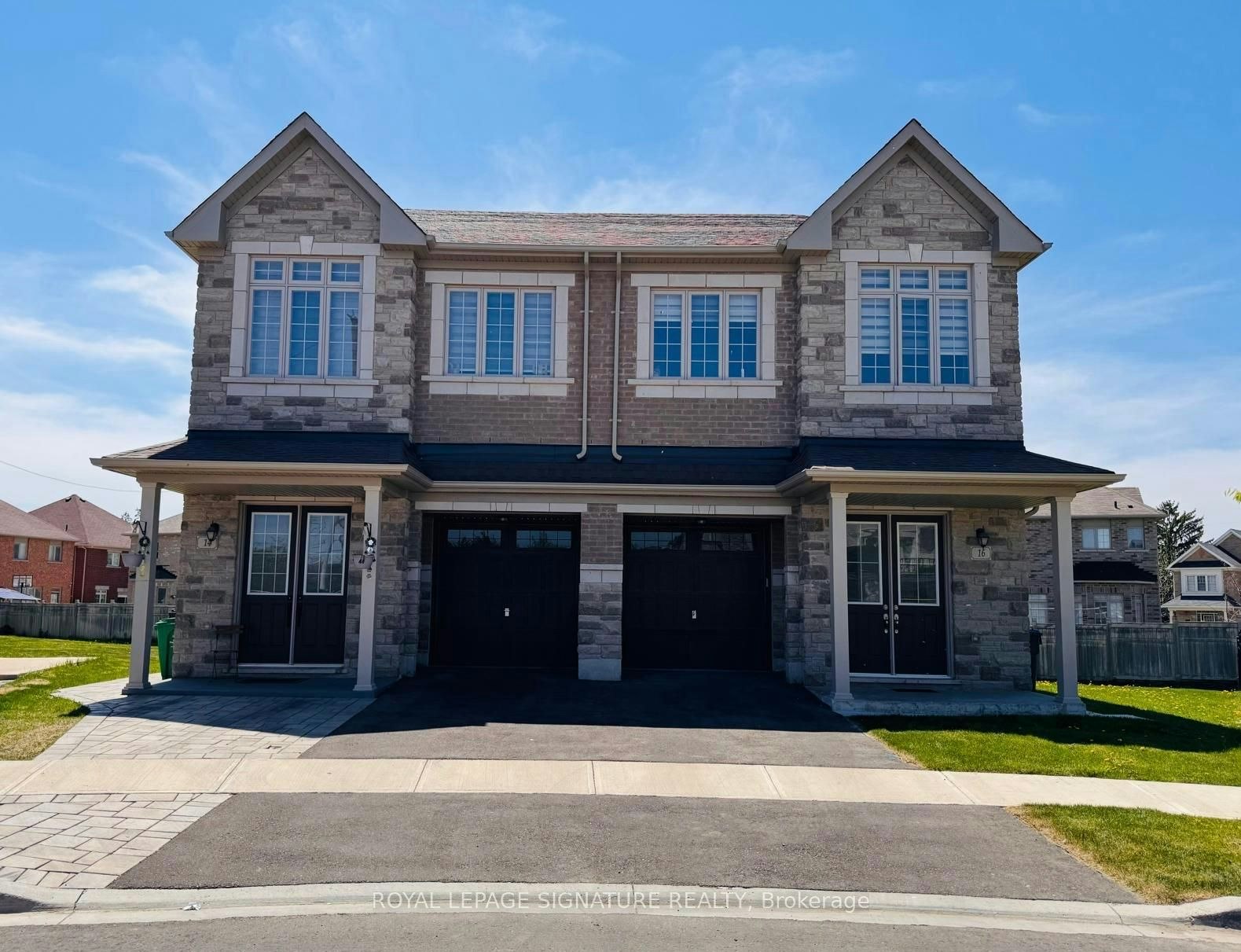 16 Hashmi Place, Brampton, ON, L6Y 6K1
