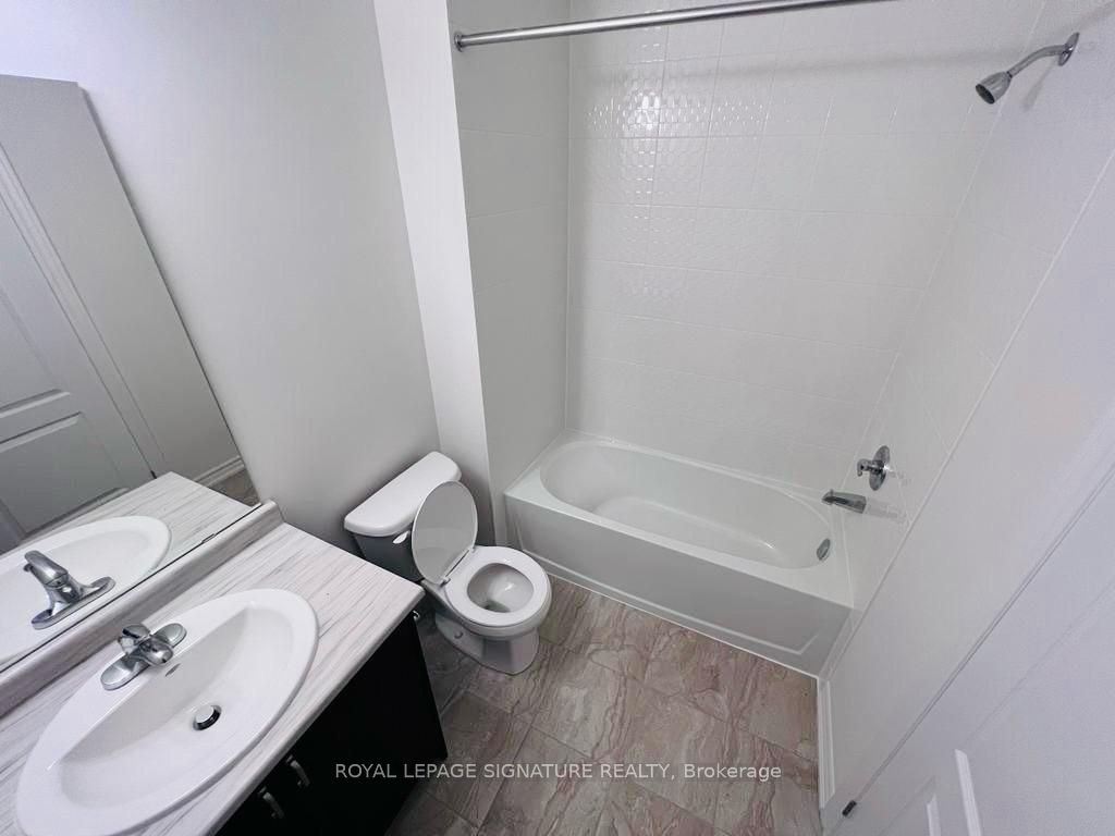 16 Hashmi Place, Brampton, ON, L6Y 6K1 - 16