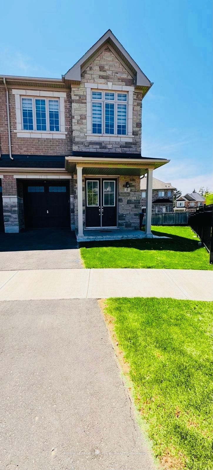 16 Hashmi Place, Brampton, ON, L6Y 6K1 - 3