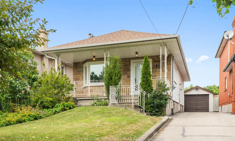 114 Gracefield Avenue