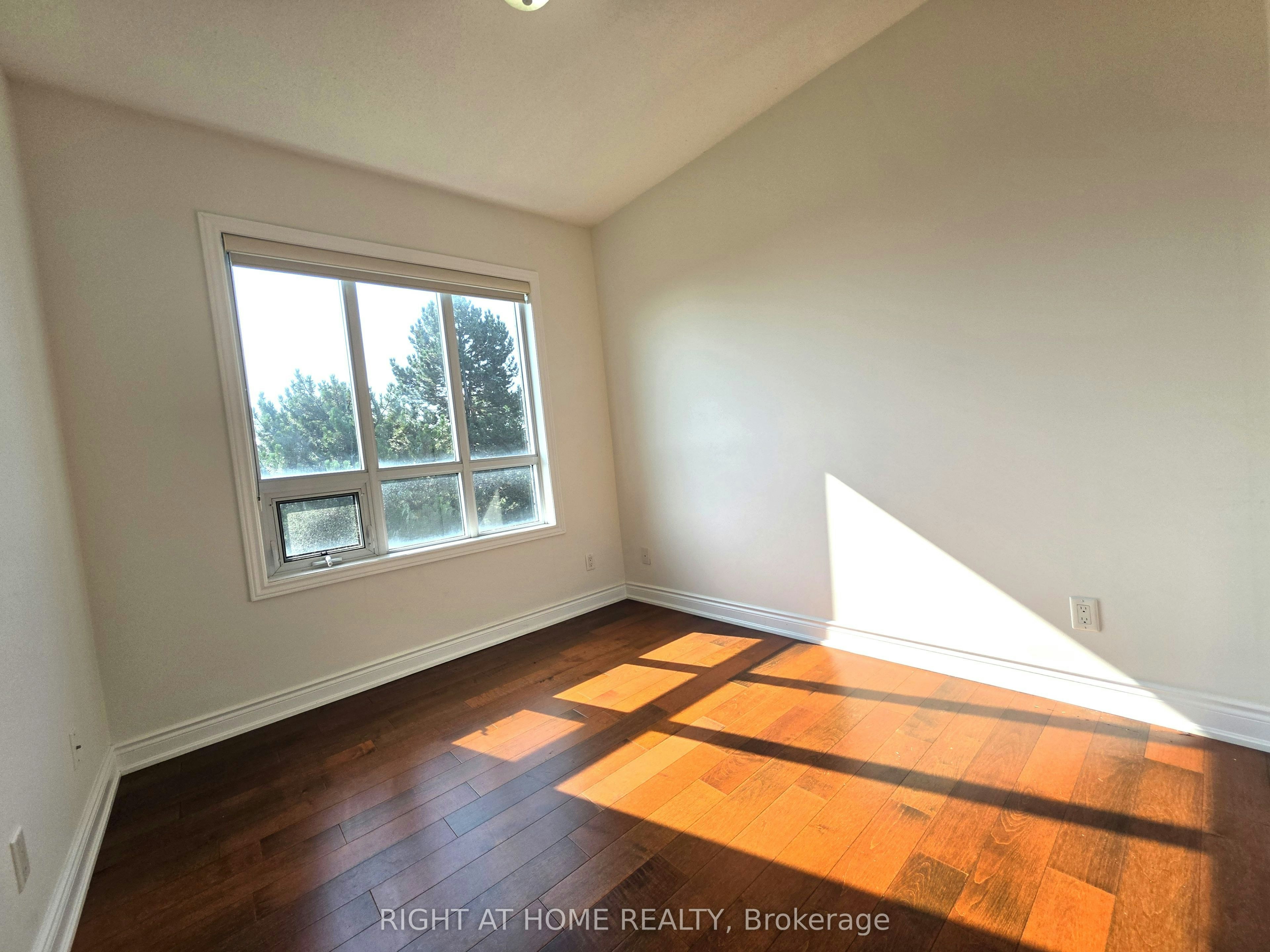 236-3170 Erin Mills Parkway, Mississauga, ON, L5L 0B6 - 17